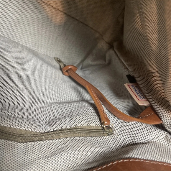 DOONEY & BOURKE PEBBLED LEATHER HOBO BAG BUNDLE - Picture 9 of 13